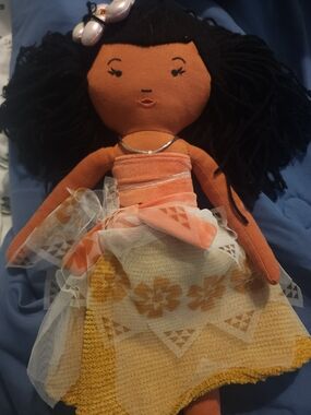 Disney Monana Plush Hawaiian Doll in Orange and Yellow